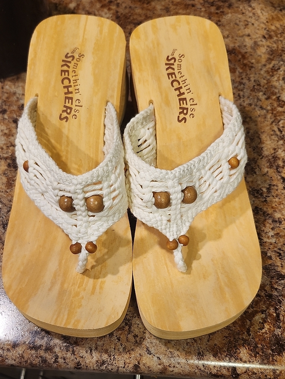 Skechers Women’s White Braided Wood-Bead Thong Sandals